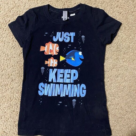 Girls Disney Finding Nemo Dory Just Keep Swimming Tshirt - Picture 5 of 6